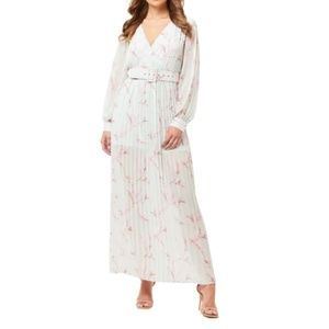NWT New LOVE BY DESIGN Long Sleeve Pleated Maxi Dress